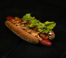 Хот-дог с говяжьей сосиской