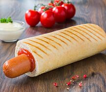 Френч-дог с куриной сосиской
