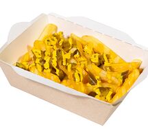 Картошка фри с сыром и перцем халапеньо