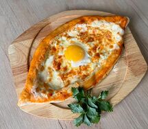 Хачапури по-аджарски