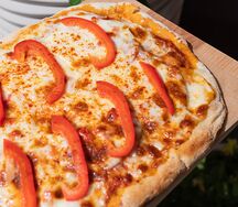 Пицца ветчина-грибы