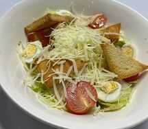 Цезарь с курицей