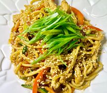 Лапша wok с курицей соусе терияки