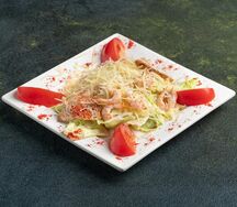 Салат Цезарь с креветками