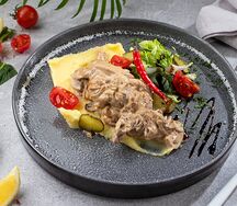 Бефстроганов из говядины с картофельным пюре