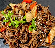 Wok с курицей