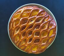 Пирог с персиком