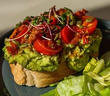 Авокадо-тост