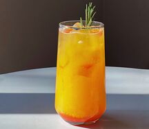 Лимонад Манго-клубника