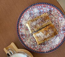 Блины с творогом и изюмом