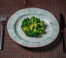 Брокколи с чесноком
