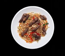 Яичная лапша с говядиной