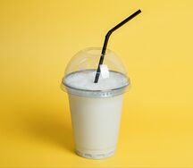 Ванильный молочный коктейль