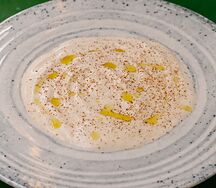 Крем-суп из белых грибов с трюфельно-грибным муссом 