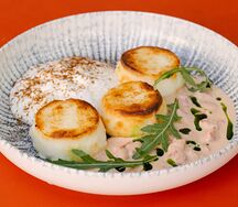 Сырники из адыгейского сыра с муссом из сулугуни