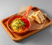 Запеченный омлет с ветчиной и сыром