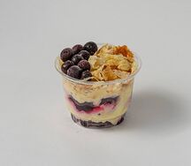 Наполеон с ягодами