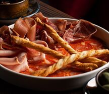 Мясное антипасти