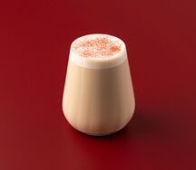 Раф Фисташковый тарт с рикоттой и клюквой