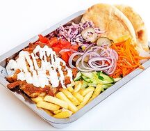 Шаверма на тарелке двойная