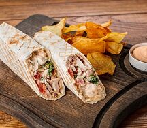 Двойная шаверма с чипсами