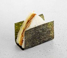 Онигири с курицей