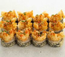 Темпура ролл со спайси креветкой (12 шт)