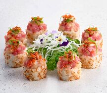 Ролл с опаленным тунцом и фуа-гра (8 шт)