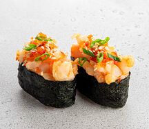 Запеченные суши с креветкой (2 шт)