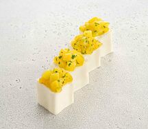 Манго ролл (4 шт)