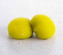 Моти с фейхоа и юдзу (2 шт)