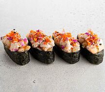 Суши с опаленным гребешком и трюфелем (4 шт)