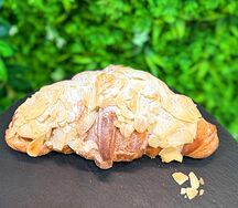 Миндальный круассан 
