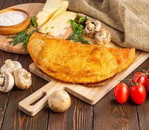 Чебурек с курицей и грибами