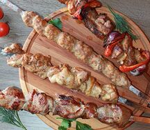 Шашлык ассорти с запеченными овощами