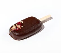 Эскимо с мисо-карамелью и арахисом