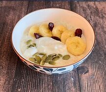 Каша овсяная с бананом