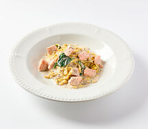 Тальятелле с лососем