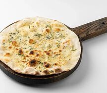 Фокачча с сыром рокфор