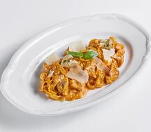 Тальятелле с грибами и индейкой