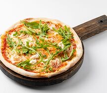 Пицца рукола с креветками интеграле