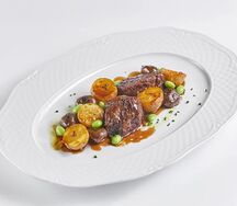 Говяжьи щечки с мини-картофелем