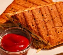 Панини с лососем и крем-сыром