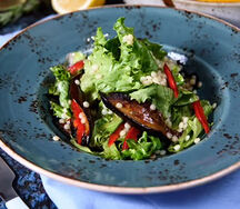 Салат с вялеными баклажанами