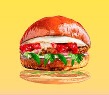 Бургер Камамбер с ягодным соусом