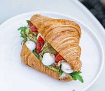 Круассан с индейкой