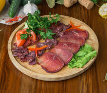 Мясная тарелка