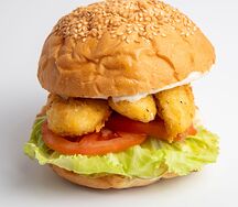 Бургер с куриными стрипсами