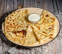 Хычин с картофелем и сыром