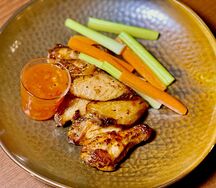 Куриные крылья в медово-горчичном соусе